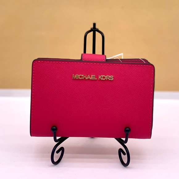 Michael Kors Jet Set Travel Medium Bifold Wallet Electronic Pink - Picture 2 of 15